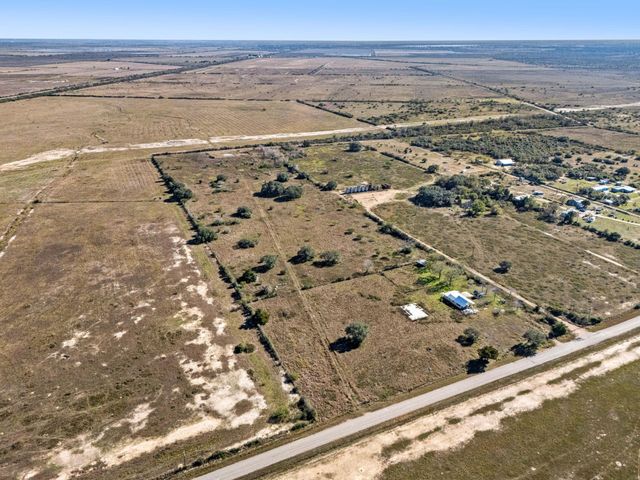1187 & 1201 Ramsey Road, Alleyton, TX 78935