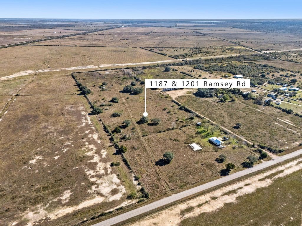 1187 & 1201 Ramsey Road, Alleyton, TX 78935