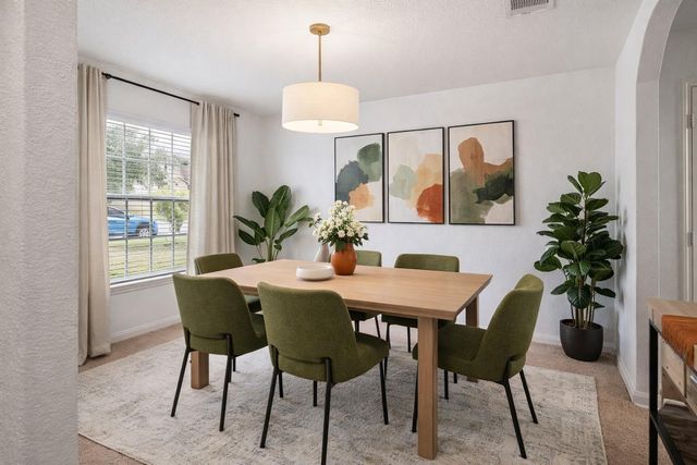 297 Koontz LOOP, Jarrell, TX 76537