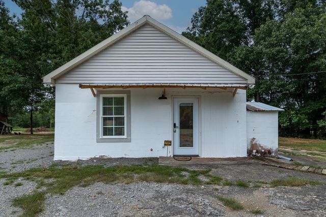 488 Lower Halls Mill Rd, Shelbyville, TN 37160