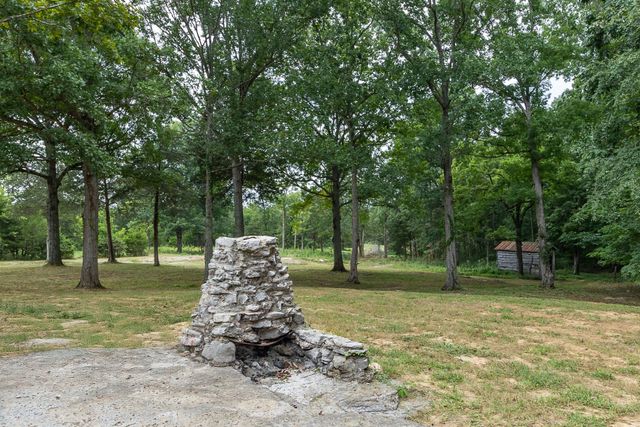 488 Lower Halls Mill Rd, Shelbyville, TN 37160