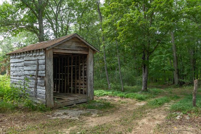 488 Lower Halls Mill Rd, Shelbyville, TN 37160