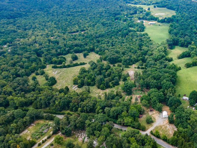 488 Lower Halls Mill Rd, Shelbyville, TN 37160