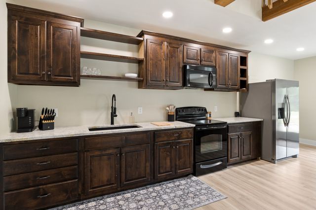 488 Lower Halls Mill Rd, Shelbyville, TN 37160