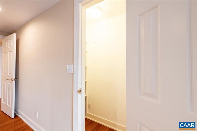 255 E JEFFERSON ST, Charlottesville, VA 22902