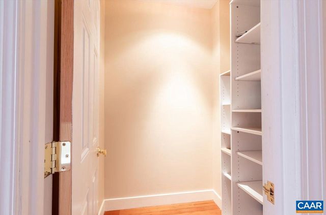 255 E JEFFERSON ST, Charlottesville, VA 22902