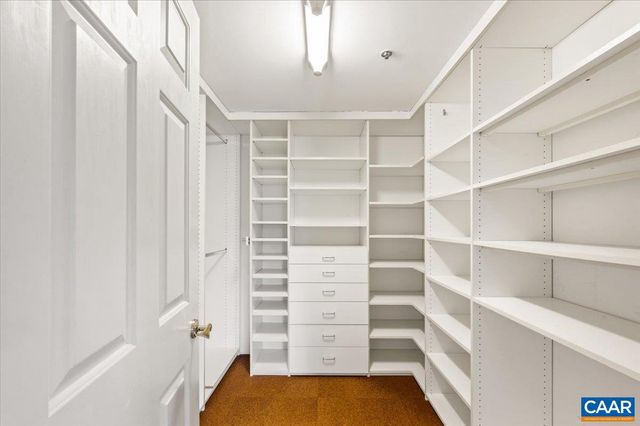 255 E JEFFERSON ST, Charlottesville, VA 22902