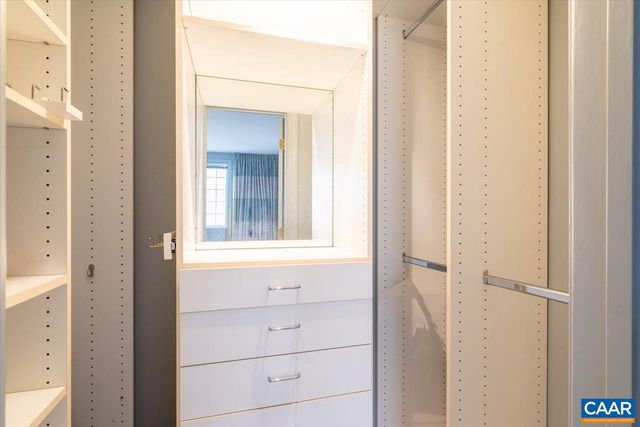 255 E JEFFERSON ST, Charlottesville, VA 22902