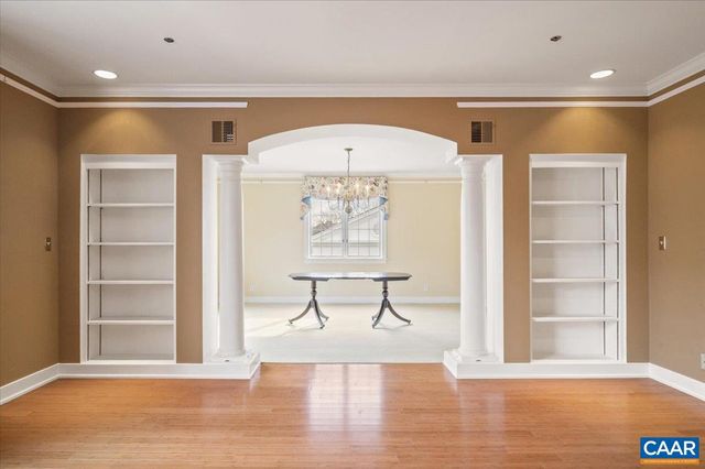 255 E JEFFERSON ST, Charlottesville, VA 22902