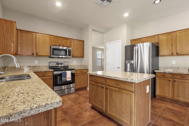 16660 N 174TH Avenue, Surprise, AZ 85388