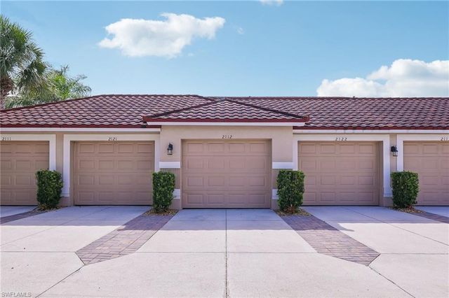 2810 Cypress Trace CIR 2112, Naples, FL 34119