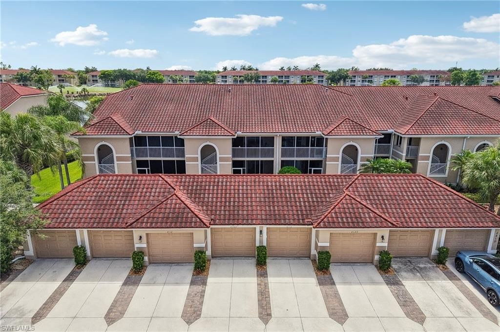 2810 Cypress Trace CIR 2112, Naples, FL 34119