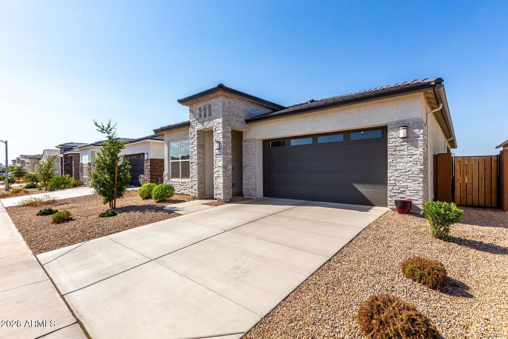 40820 W HILLMAN Drive, Maricopa, AZ 85138 — photo 2