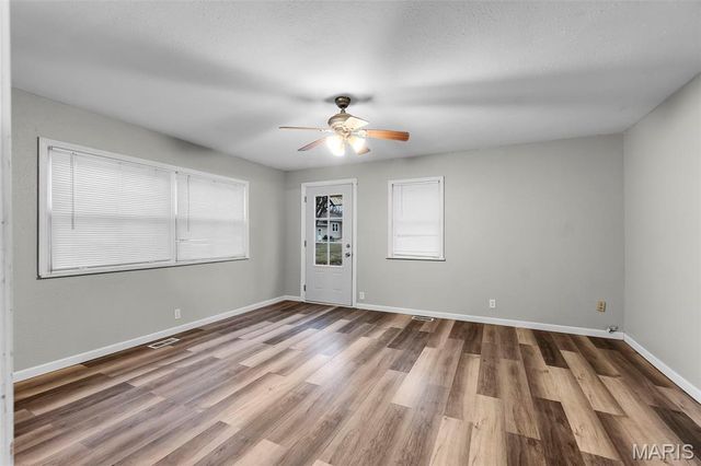 52 Linn Drive, Ste Genevieve, MO 63670