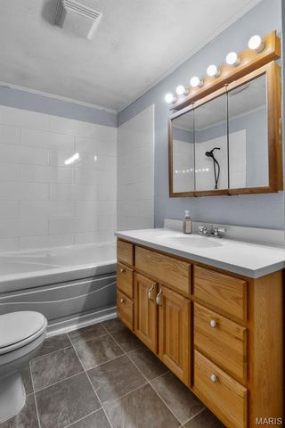 52 Linn Drive, Ste Genevieve, MO 63670