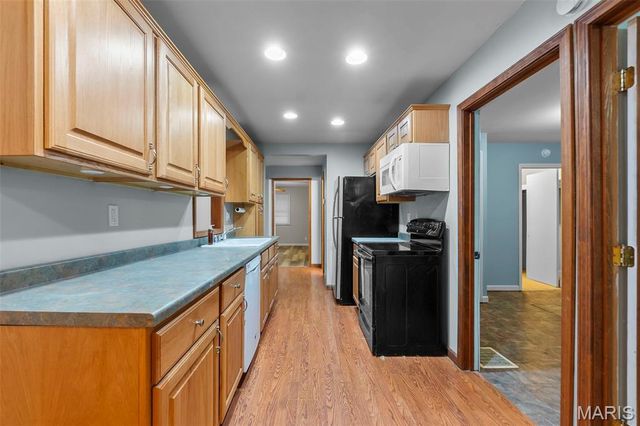 52 Linn Drive, Ste Genevieve, MO 63670