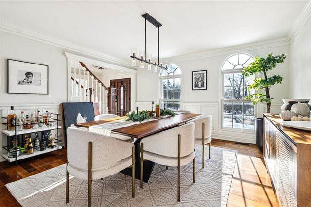 836 Bonnie Brae Lane, Bolingbrook, IL 60440