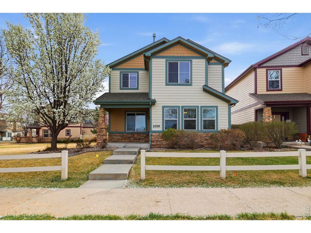 2539 Custer Dr, Fort Collins, CO 80525