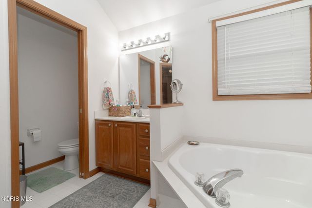 14633 Dexter Falls Road, Perrysburg, OH 43551