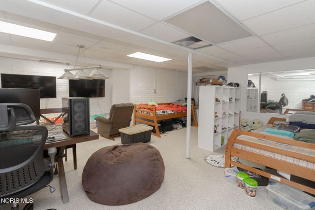 14633 Dexter Falls Road, Perrysburg, OH 43551