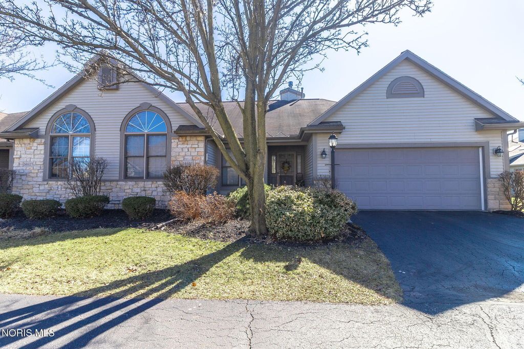 14633 Dexter Falls Road, Perrysburg, OH 43551