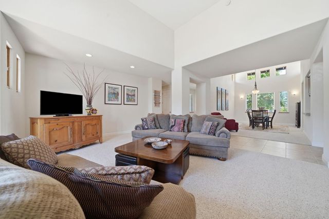 121 Nicolas Ct, Jackson, CA 95642