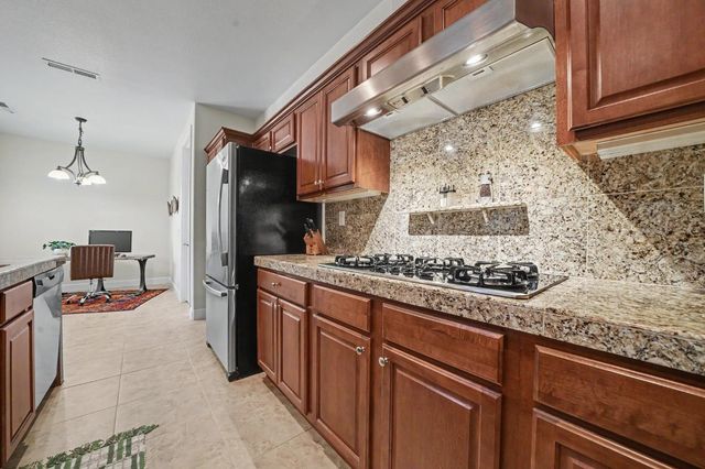 121 Nicolas Ct, Jackson, CA 95642