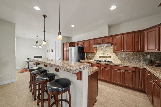 121 Nicolas Ct, Jackson, CA 95642