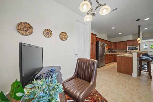 121 Nicolas Ct, Jackson, CA 95642
