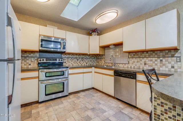 4517 Glenbrook Drive, Kingsport, TN 37664