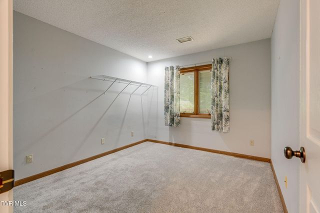4517 Glenbrook Drive, Kingsport, TN 37664