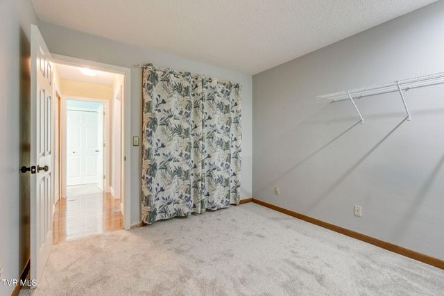 4517 Glenbrook Drive, Kingsport, TN 37664