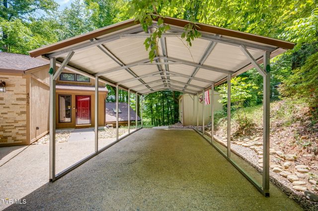 4517 Glenbrook Drive, Kingsport, TN 37664