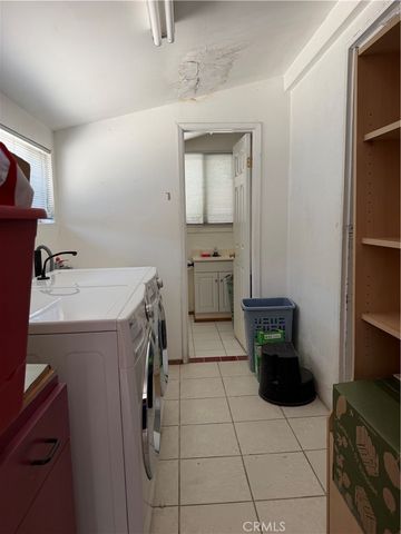 523 W 35th, Long Beach, CA 90806