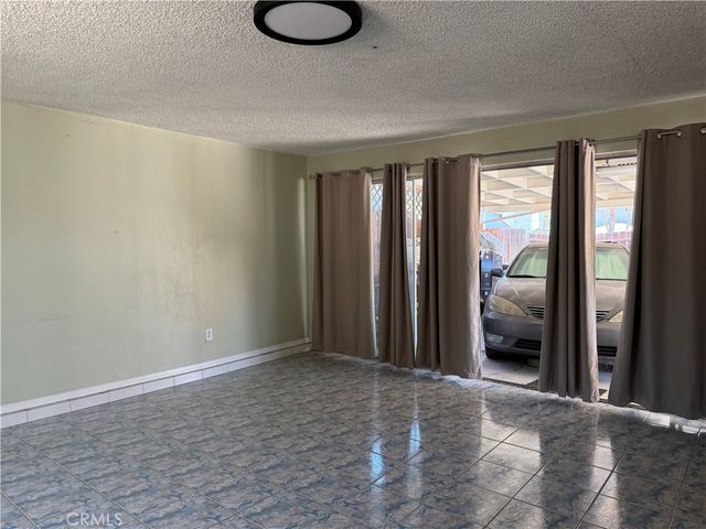 523 W 35th, Long Beach, CA 90806