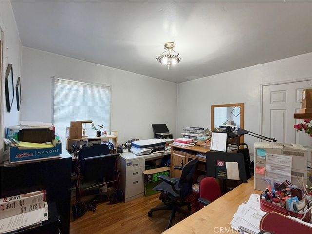 523 W 35th, Long Beach, CA 90806