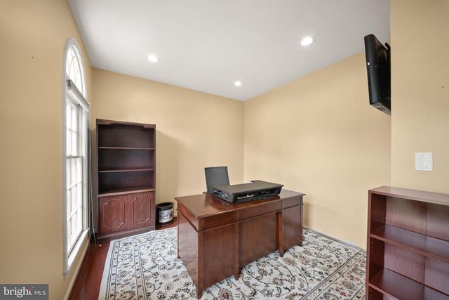 5667 LONESOME DOVE CT, Clifton, VA 20124