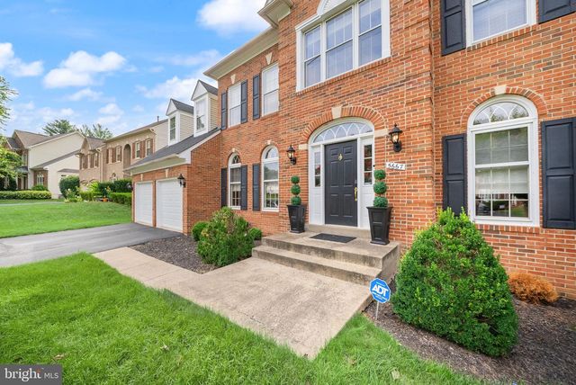 5667 LONESOME DOVE CT, Clifton, VA 20124