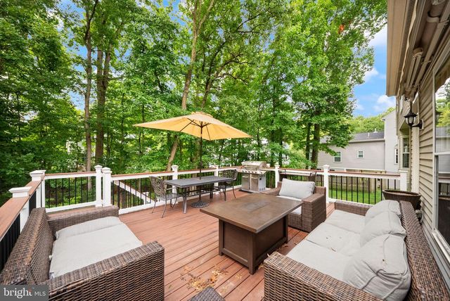 5667 LONESOME DOVE CT, Clifton, VA 20124