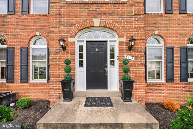 5667 LONESOME DOVE CT, Clifton, VA 20124