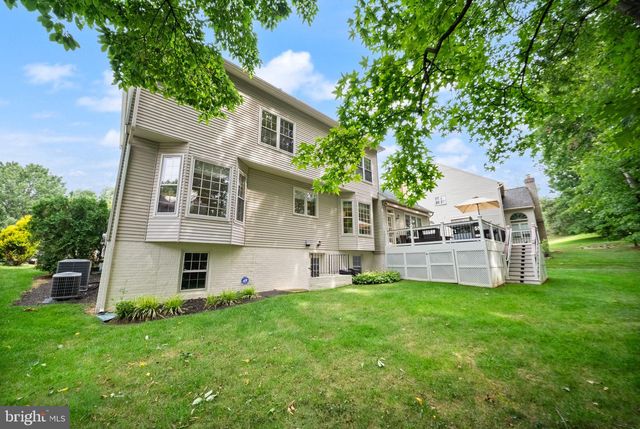 5667 LONESOME DOVE CT, Clifton, VA 20124
