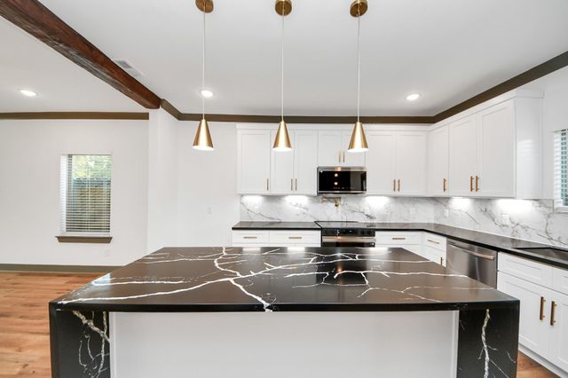 7925 Ritz Street A, Houston, TX 77028