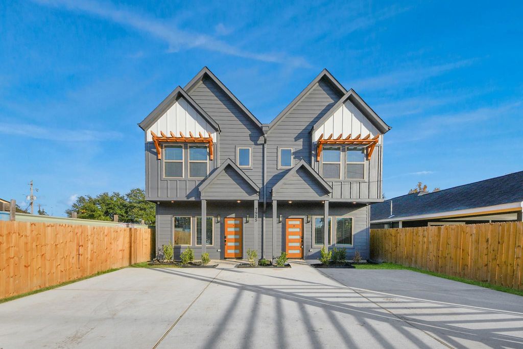 7925 Ritz Street A, Houston, TX 77028