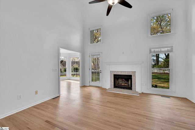 19 Parkcrest Court, Simpsonville, SC 29681