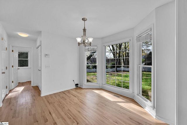 19 Parkcrest Court, Simpsonville, SC 29681