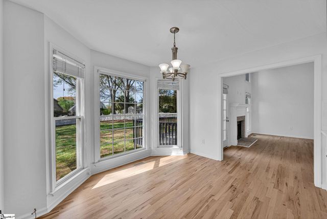 19 Parkcrest Court, Simpsonville, SC 29681