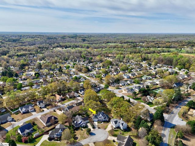 19 Parkcrest Court, Simpsonville, SC 29681