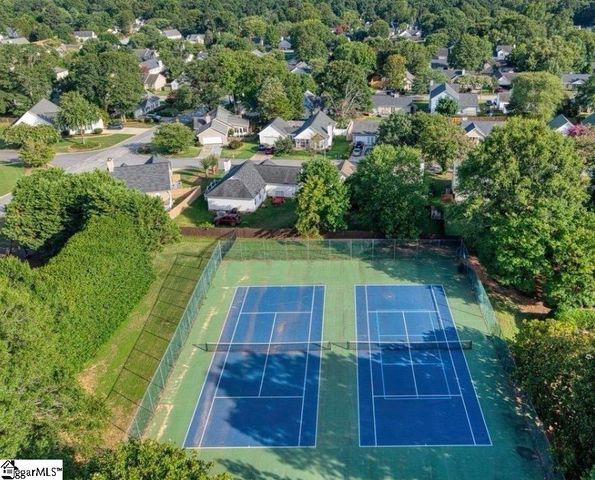 19 Parkcrest Court, Simpsonville, SC 29681