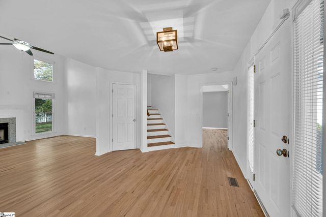 19 Parkcrest Court, Simpsonville, SC 29681