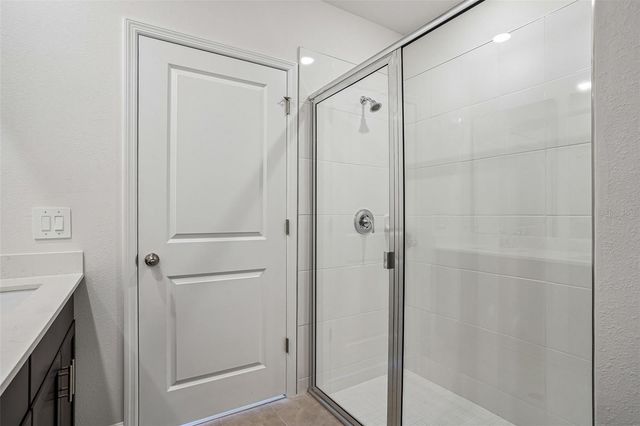 883 SUNSHOWER DRIVE, Lady Lake, FL 32159
